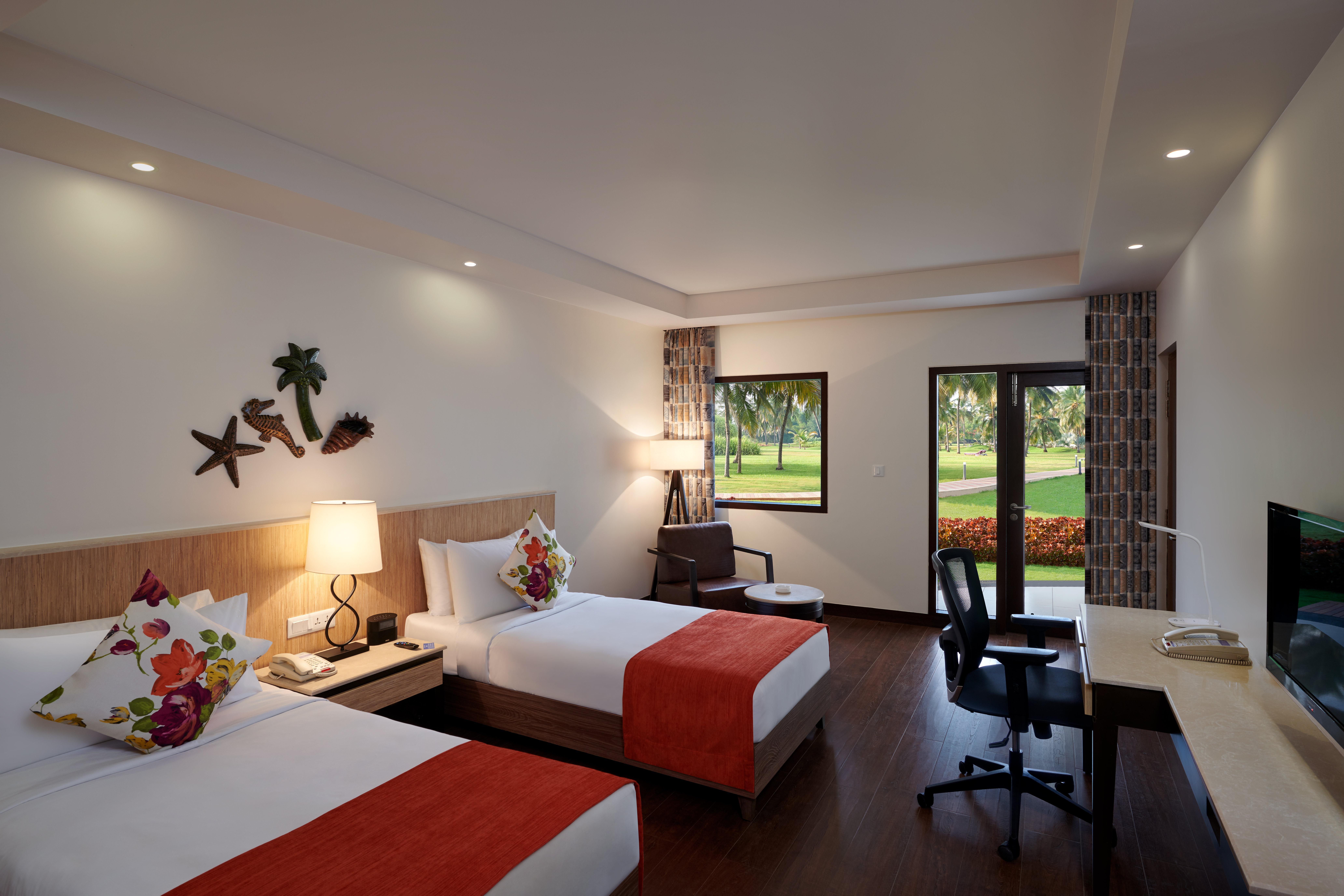 Holiday Inn Resort Goa By Ihg Cavelossim Exterior photo