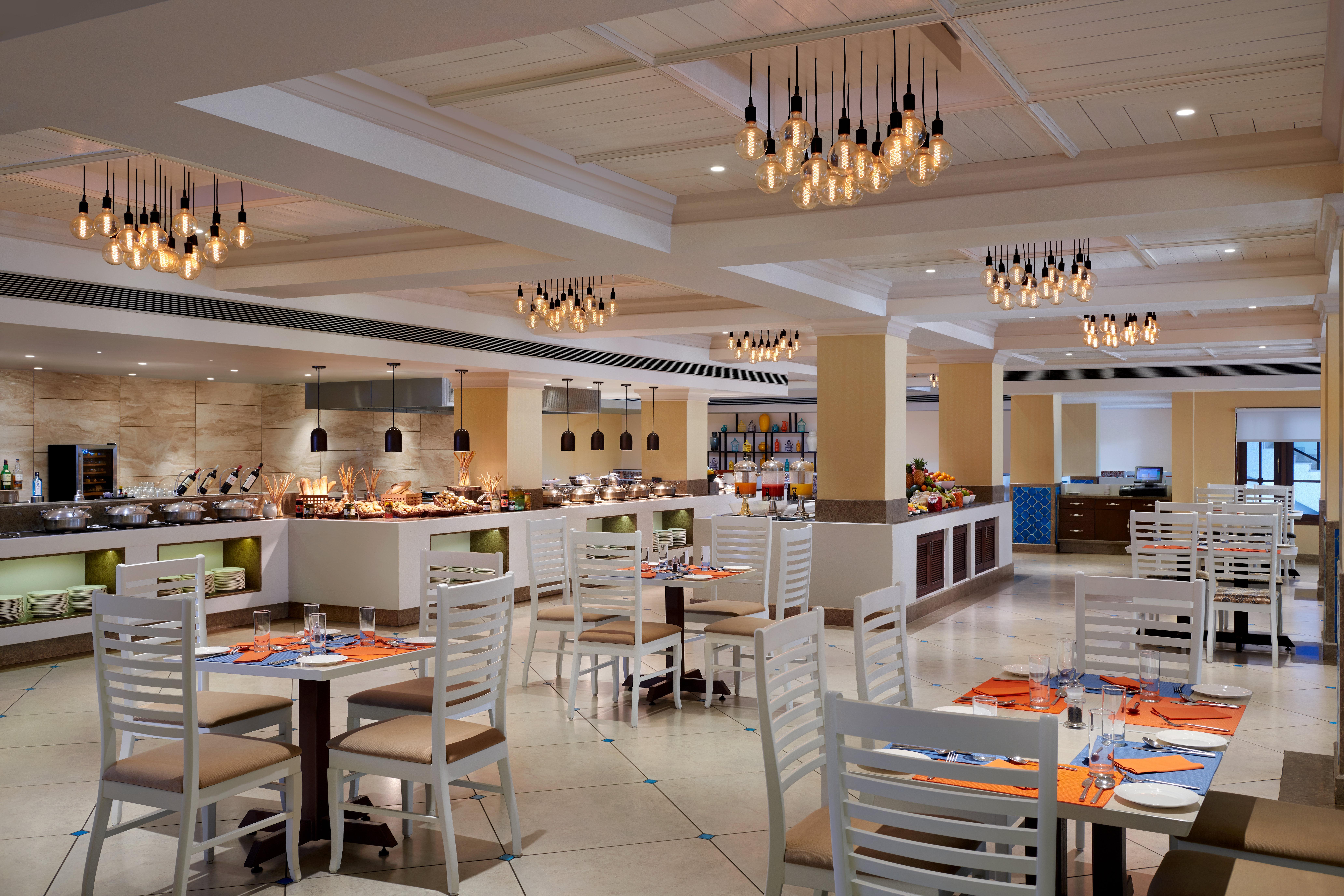 Holiday Inn Resort Goa By Ihg Cavelossim Exterior photo