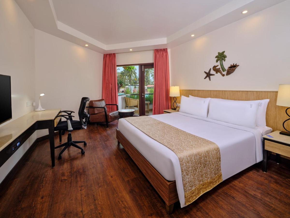 Holiday Inn Resort Goa By Ihg Cavelossim Exterior photo