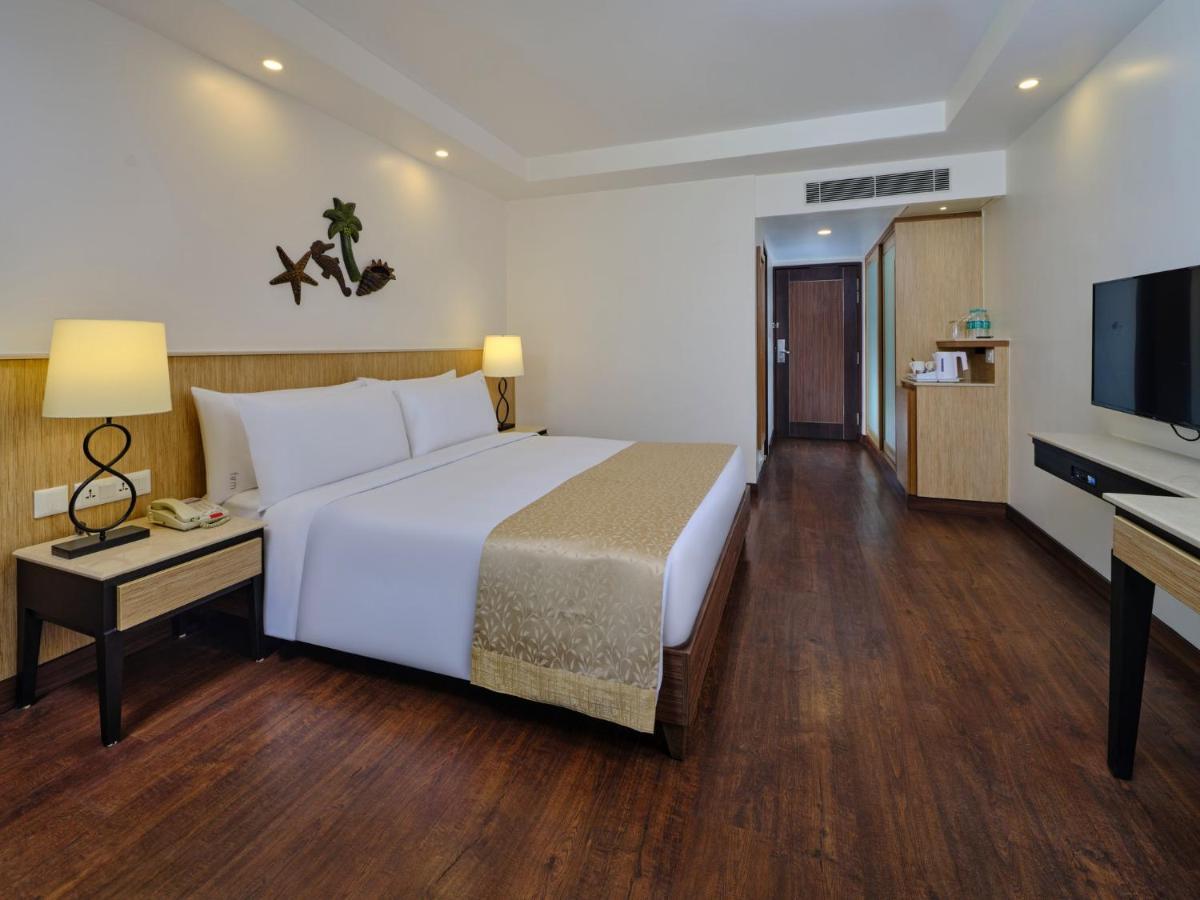 Holiday Inn Resort Goa By Ihg Cavelossim Exterior photo